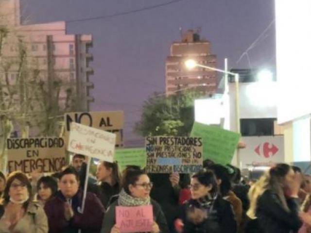 Convocatoria bajo el lema 